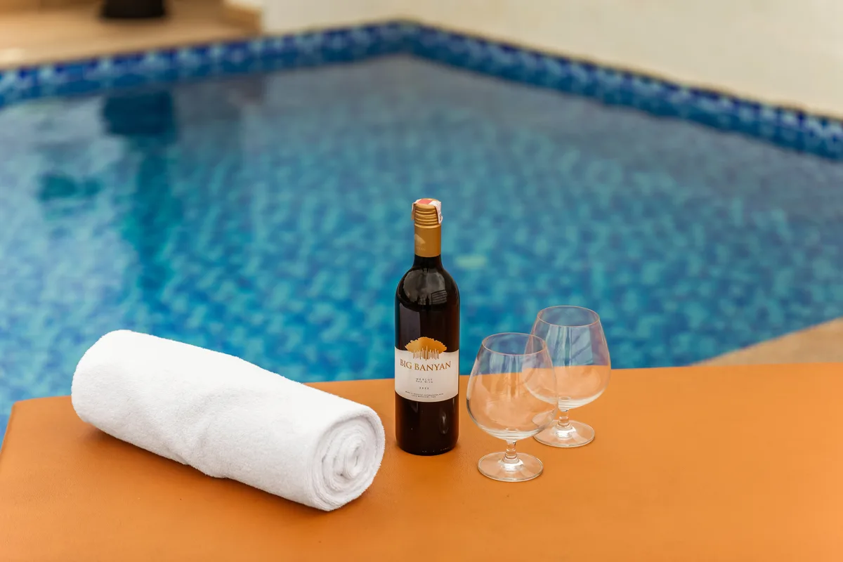 Poolside at Nivaãra Nerul